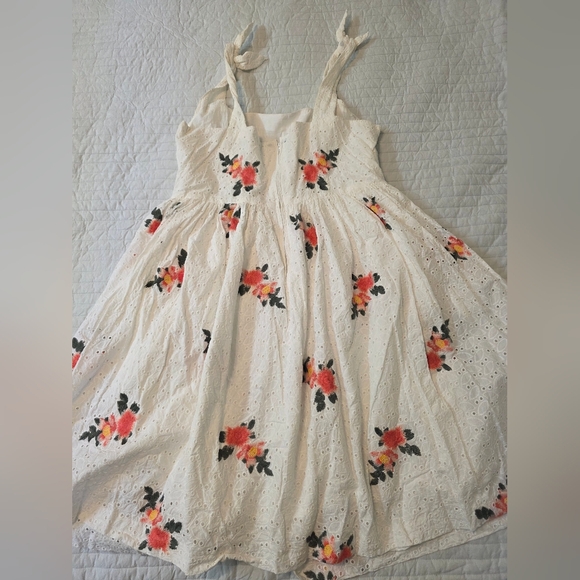 Hearts And Found Floral Embroidered Dress XXXL - Picture 4 of 6